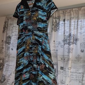 Unique Vintage Palm Dress 🌴